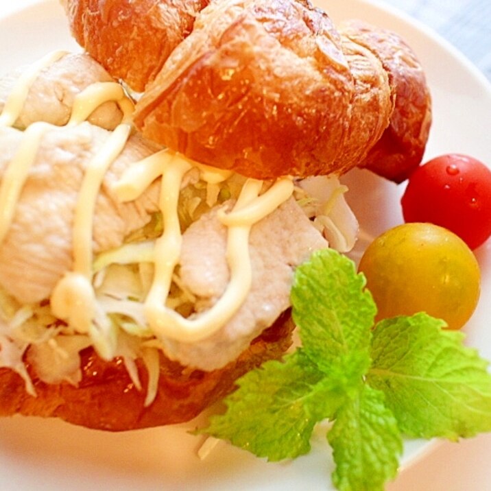 ブランチにおすすめ 鶏むね肉のクロワッサンサンド レシピ 作り方 By Seika A 楽天レシピ ブランチにおすすめ 鶏むね肉のクロワッサンサンド レシピ 作り方 By Seika A 楽天レシピ